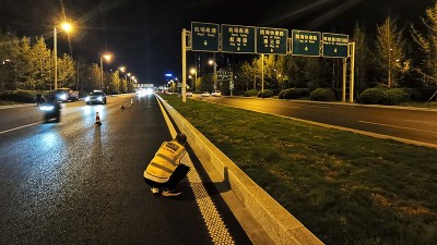 交通雙組份標線涂料選購指南：關鍵因素解析