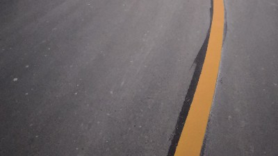 告別標(biāo)線氣泡困擾！三艾斯詳解路面潮濕、底膠未干等六大癥結(jié)