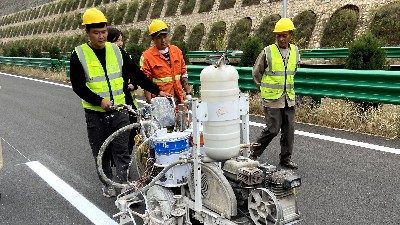 噴涂雙組份標線涂料設備操作規(guī)范與參數(shù)設置要點