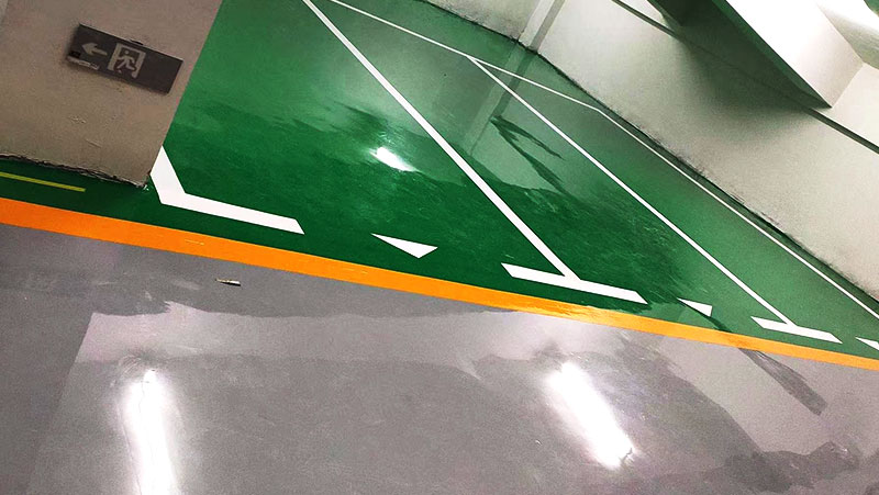 光滑地面冷漆標線涂料施工的挑戰與對策