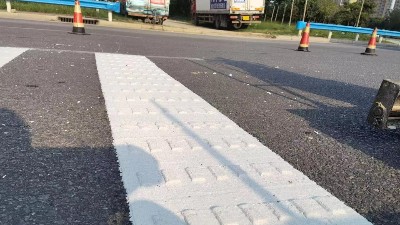 適用各種路面，熱熔標線涂料的廣泛應用