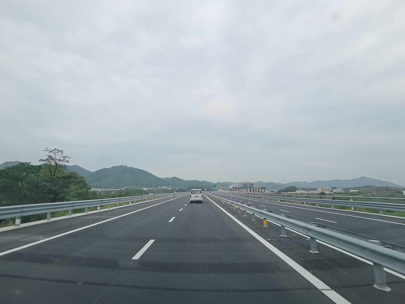 熱熔標線施工 (513)