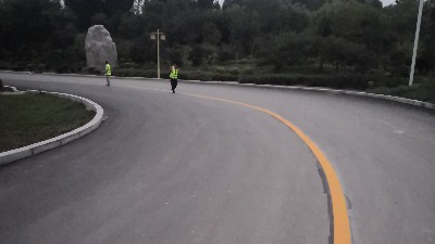 熱熔標(biāo)線涂料哪家好？看河南三艾斯表現(xiàn)如何