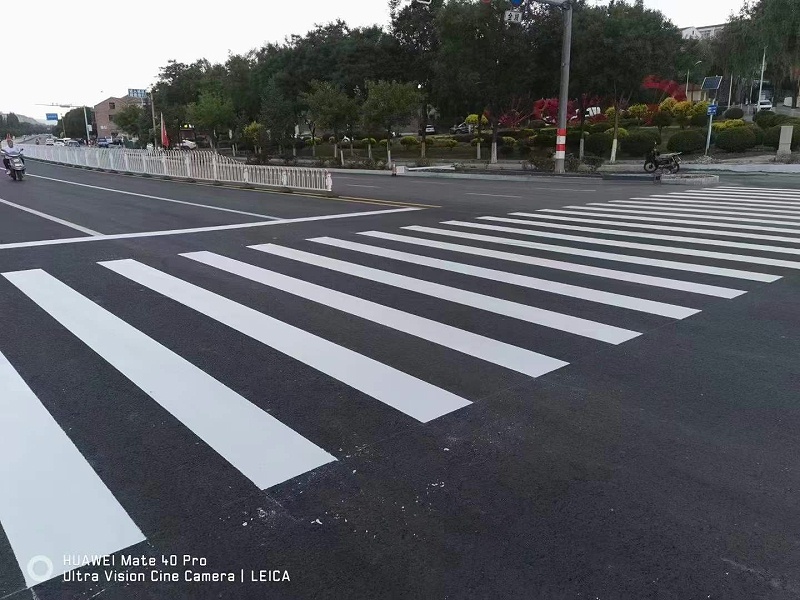 道路熱熔標線涂料,熱熔標線涂料施工,熱熔標線涂料