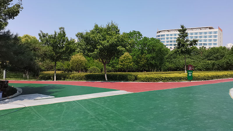 個性定制，功能升級：路面改色涂料打造城市新景觀