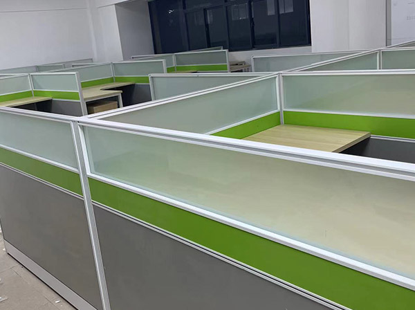 屏風(fēng)卡位案例